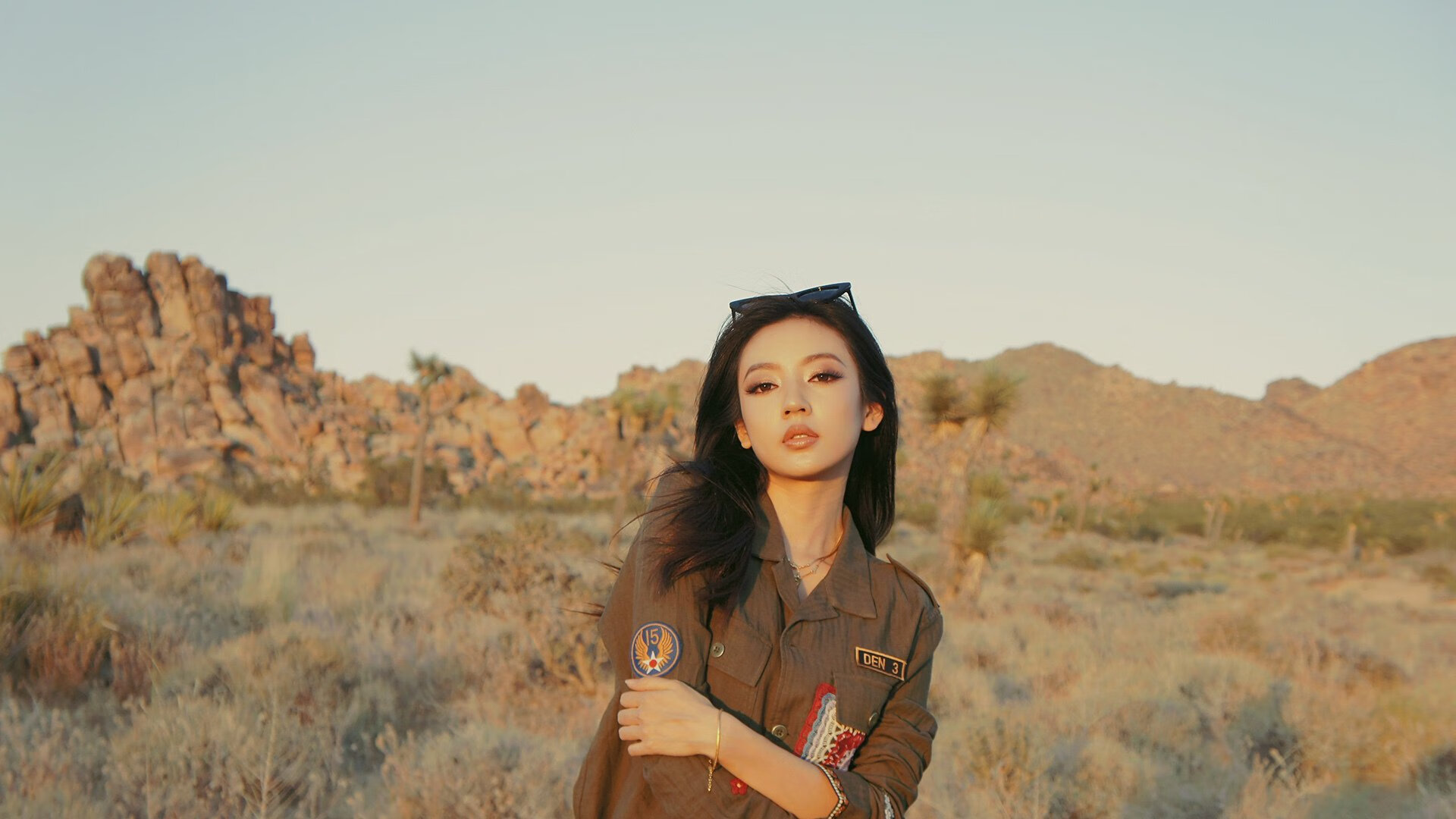 从红土鏖战到团体荣耀，德约科维奇的唯一性传奇