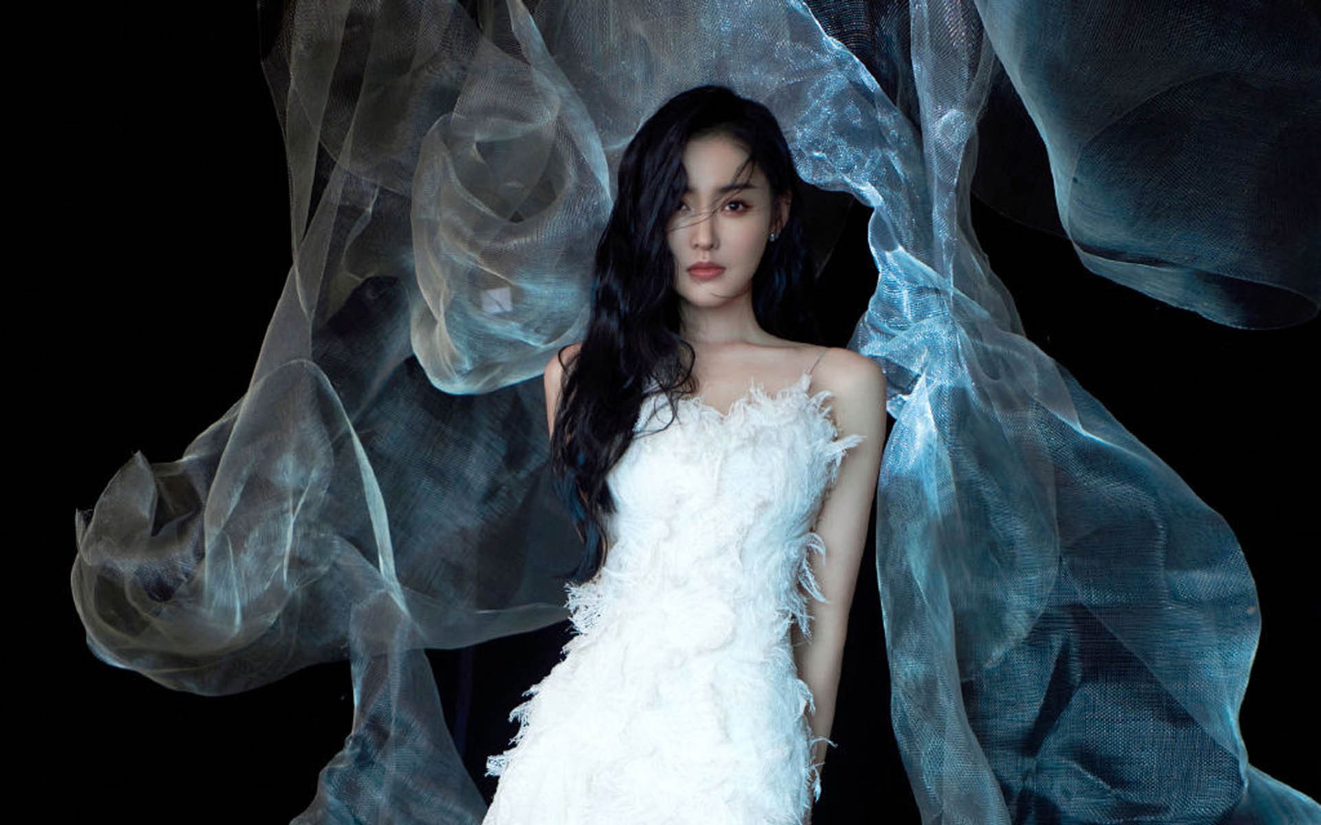 跨越太平洋的篮球回响，广东队力克爵士，霍勒迪惊艳四座