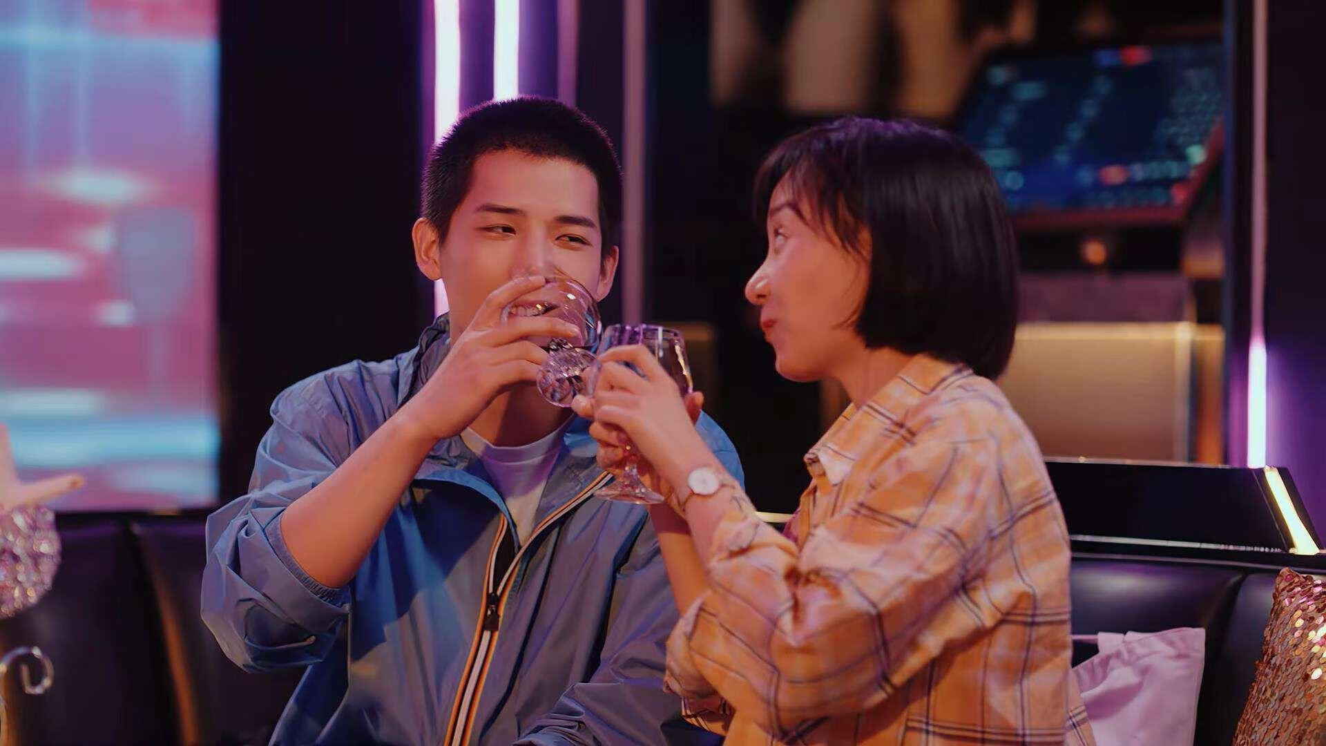 当东决第七场的唯一英雄，是足球场上的克瓦拉茨赫利亚