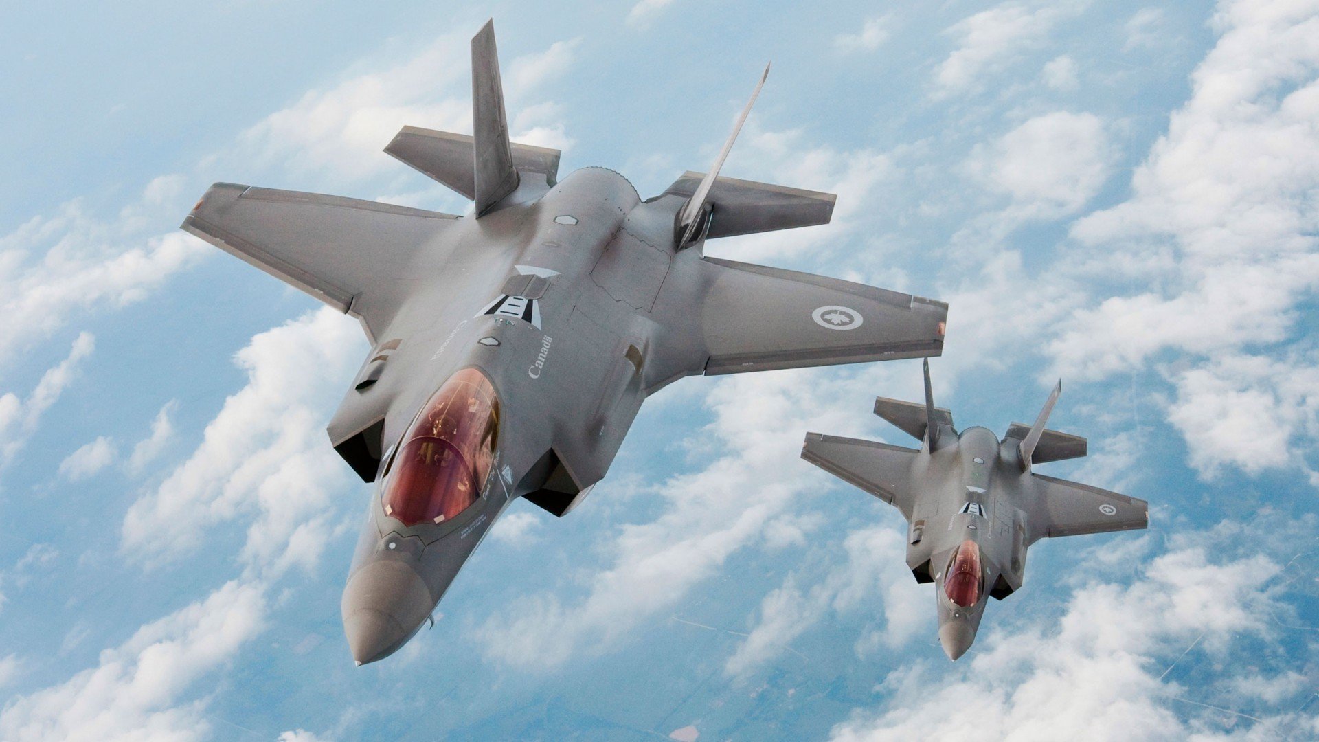 篮球世界的双重震撼，深圳队爆冷斩落勇士，霍勒迪欧冠淘汰赛独舞擎天