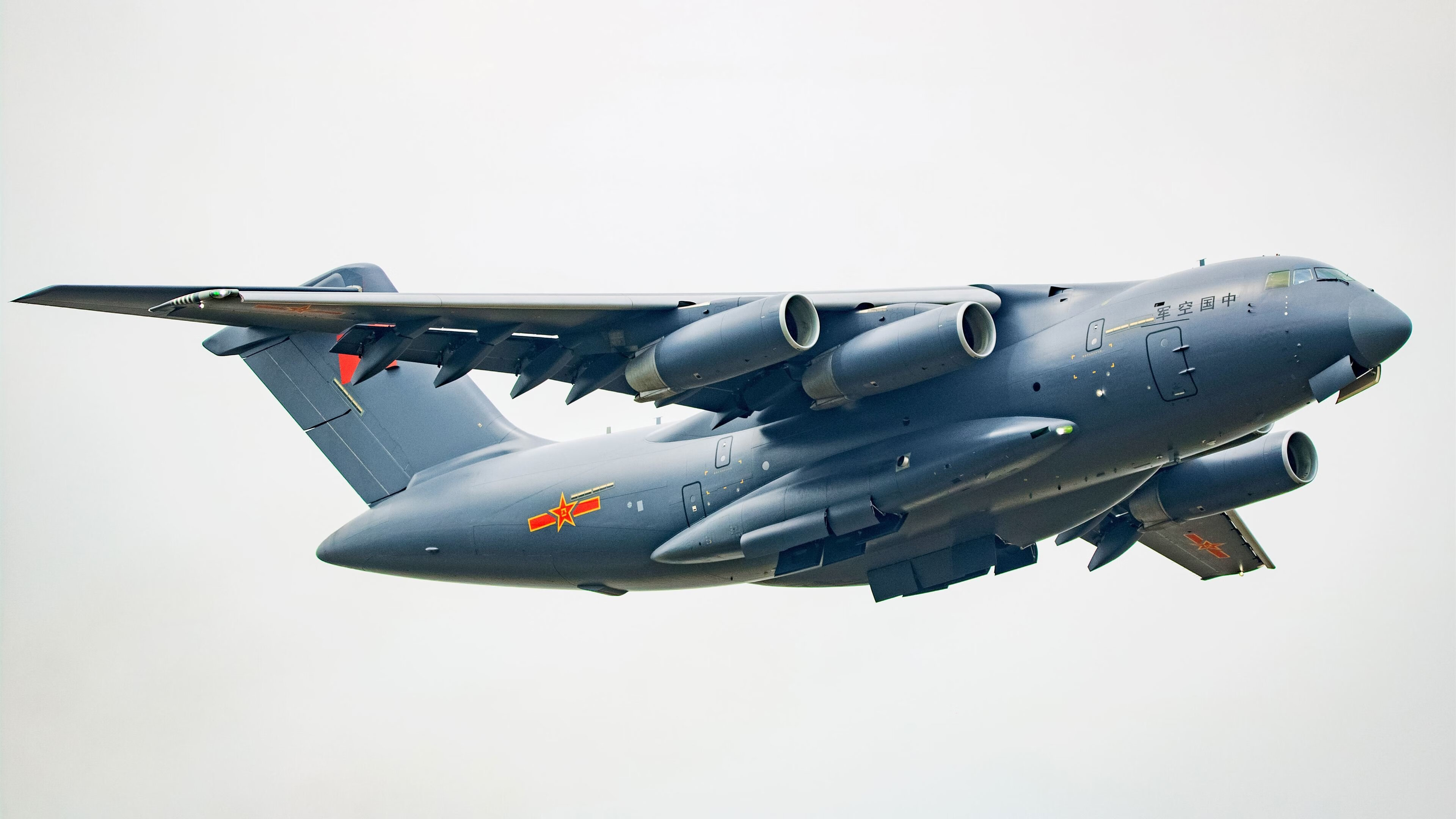 开云体育中国-足球的唯一性，德里赫特爆发之日，比利亚雷亚尔力克丹麦