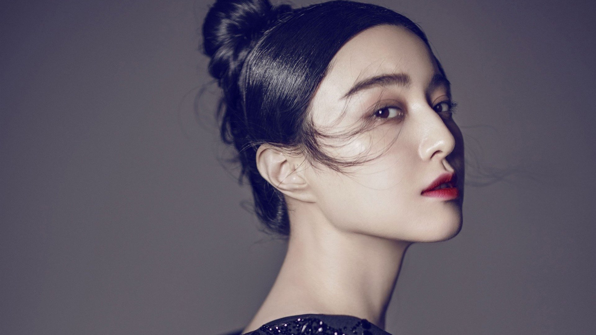 当独行侠闯入国家德比，布伦森如何用篮球智慧接管足球圣殿？