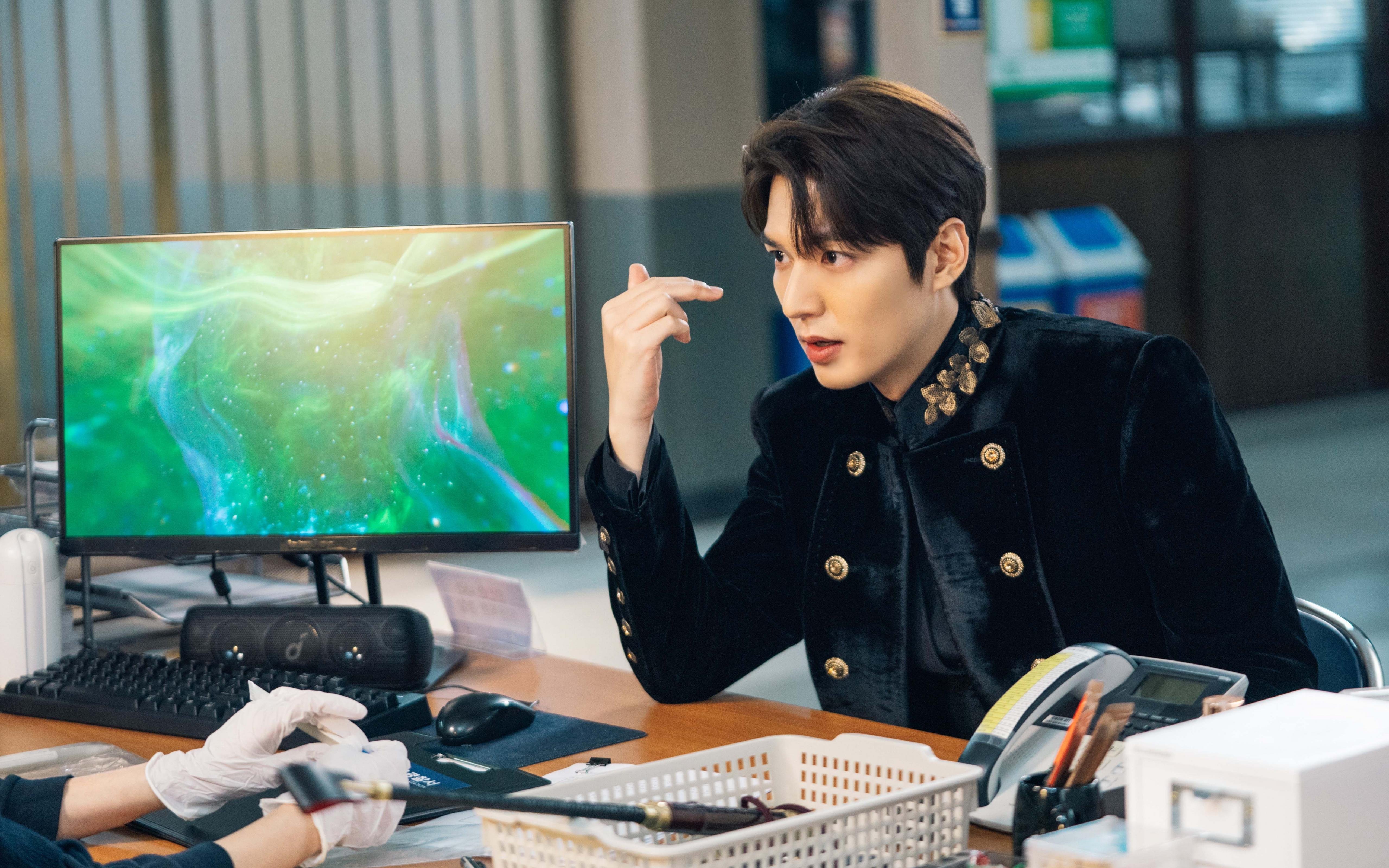 巴萨火力全开压制安哥拉，巴斯托尼闪耀成制胜关键先生