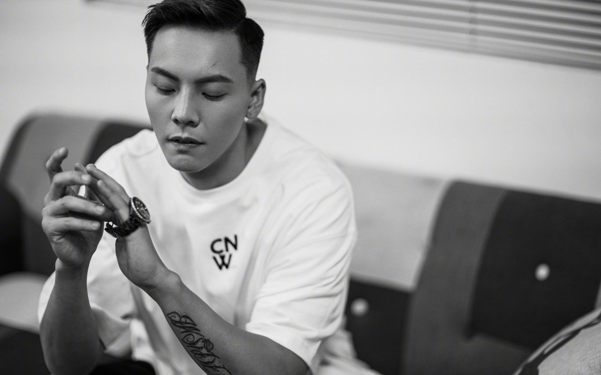 眉火燎原,年度焦点之战,浓眉以统治级表现点燃赛场