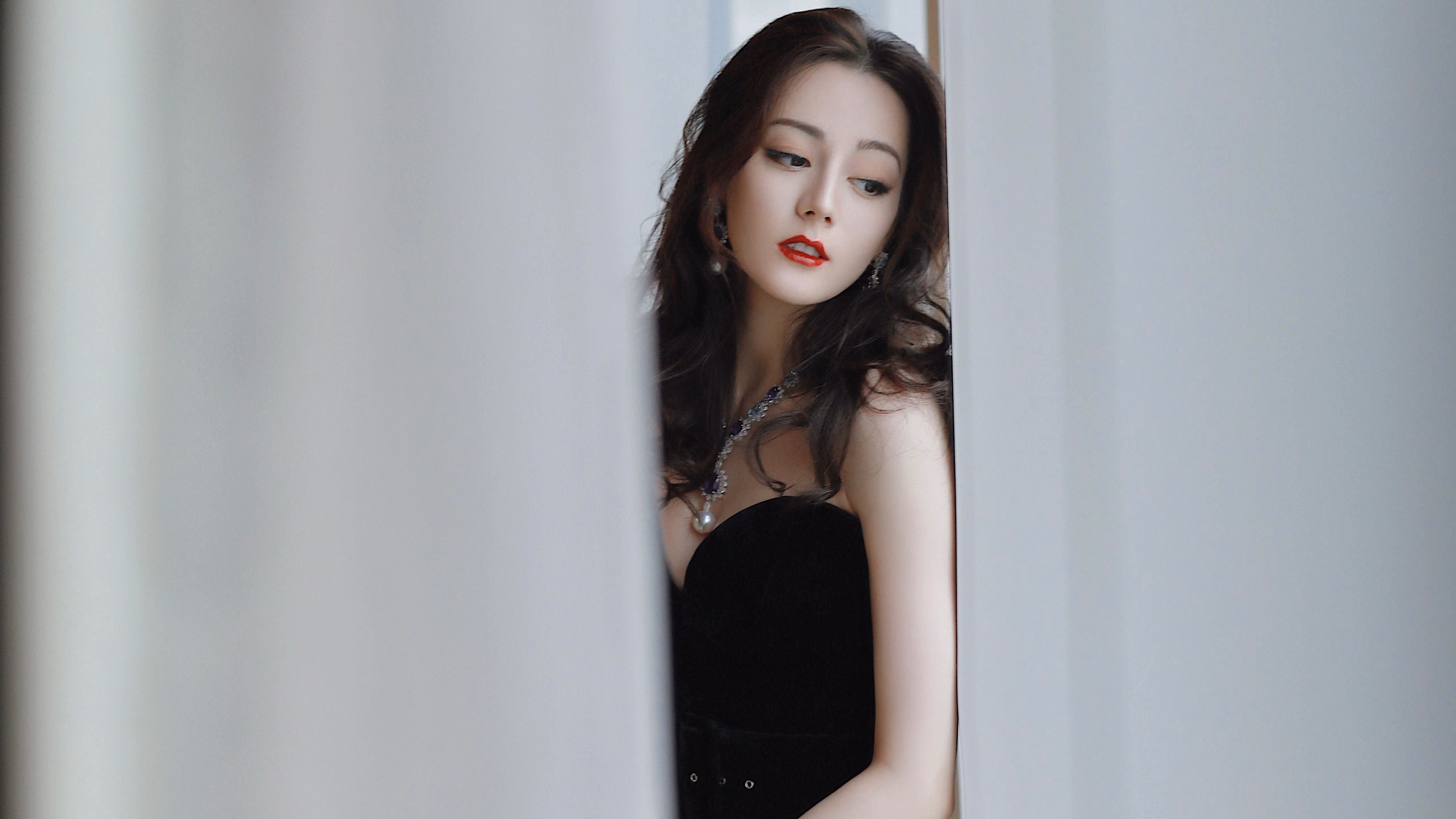 萨卡秀场！沙特闯入西亚霸主战，伊拉克的叹息之夜